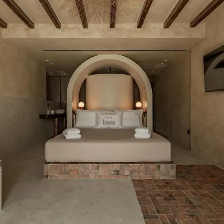Aparthotel Eunoia 4*