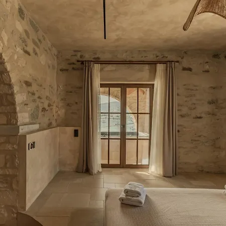 Aparthotel Eunoia 4*